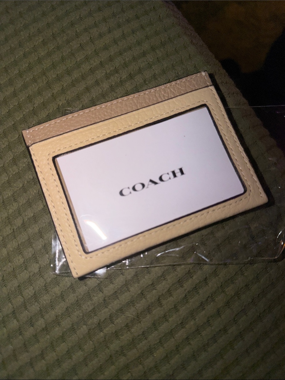 New coach card holder - Picture 2 of 2